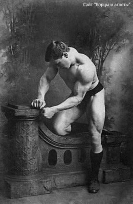 Hackenschmidt-1921.jpg