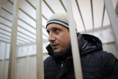 Александр Марголин (родился в 1971 году), издатель. Задержан 20 февраля 2013 года. По данным следствия, повалил сотрудника полиции на землю, нанес ему несколько ударов ногами. 18 августа 2014 года получил 3,5 года лишения свободы.