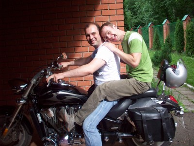 Безымянный.jpg (923.04 КБ) 2814 просмотров С лева Йа, прицеп - Сильвер, моц - МакАлекса