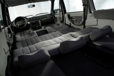 UAZ_3163 Patriot_SUV 5 door_2005.jpg