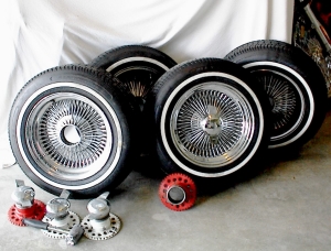 4 Knock off wheels (spokes) with new white walls 185/70/14 - $950<br />Это наверное лучше Илье
