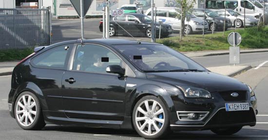 news_ford_focus_RS2[1].jpg