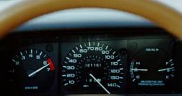 154_mph_Mark_VIII_speedo.jpg