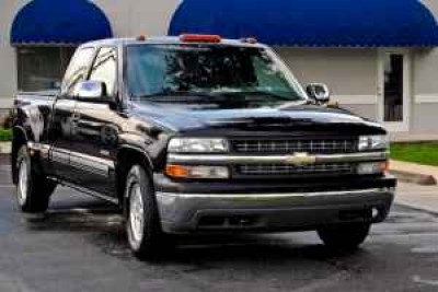 2002 CHEVY SILVERADO 1500 WITH QUADRASTEER (REAR WHEEL STEERING)