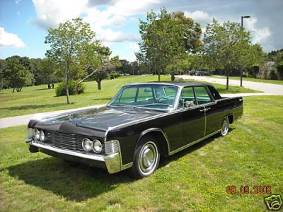 Lincoln Continental 1965 1.JPG