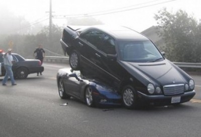 corvette crash.jpg