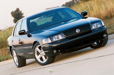 p111910_large+2003_mercury_marauder_sedan+front_right.jpg