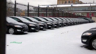 А вот из серии &amp;quot;Поддержи отечественного автопроизводителя!&amp;quot; <br />Обновление автопарка Генеральной Прокуратуры