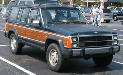800px-JeepWagoneerXJ.jpg