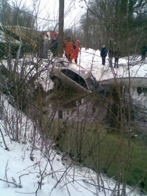 BMWcompact.jpg (290.01 КБ) 2720 просмотров BMWcompact.jpg